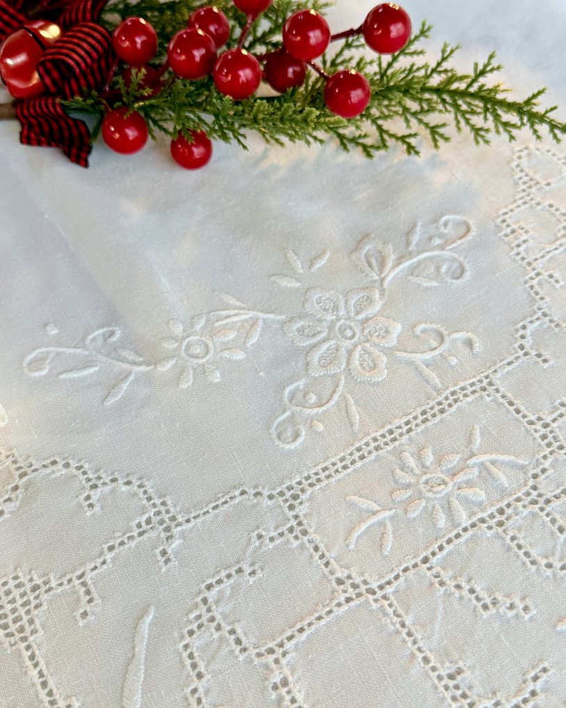 Tablecloth (13) - 252 cm - 175 cm - Linen tablecloth, delicate #2.1