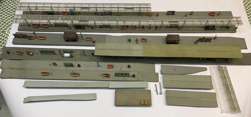 Faller, Kibri, Preiser, Vollmer H0 - Model train scenery (95) #3.2