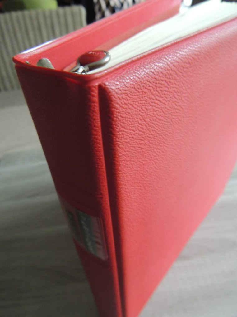 France 1960/1976 - Advanced collection in a binding. #1.0