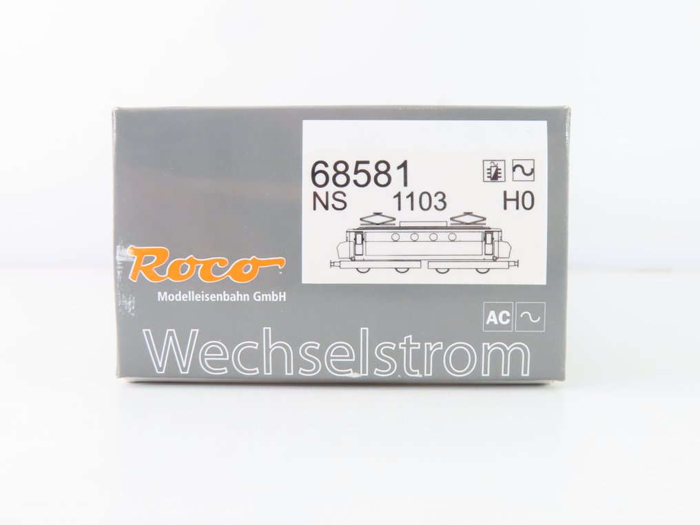 Roco H0 - 68581 - Locomotiva elettrica (1) - Serie 1100 con bot nose, digitale. - NS #3.2