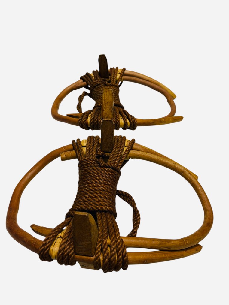 Εγκατάσταση (έπιπλα) (2) - Ξύλο - Σετ από 2 ιαπωνικά παγοπέδιλα. #3.2