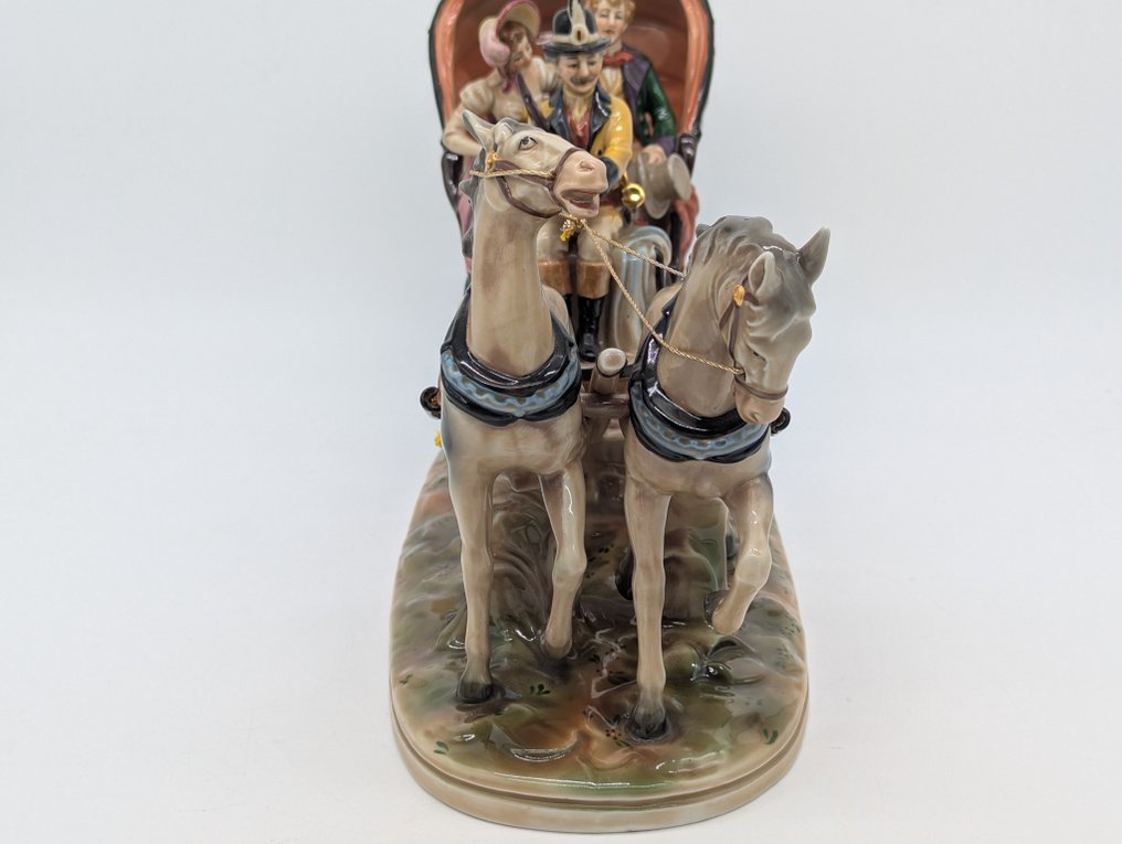 Carl Scheidig, Gräfenthal - Figure - „Kutschfahrt mit Paar und Kutscher“ - Porcelain #4.3