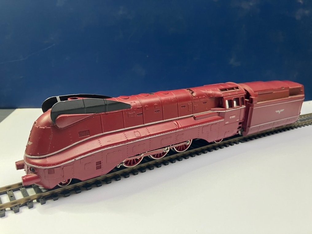 Märklin H0 - 3089 - Locomotiva a vapore con tender (1) - BR03 - DB #1.0