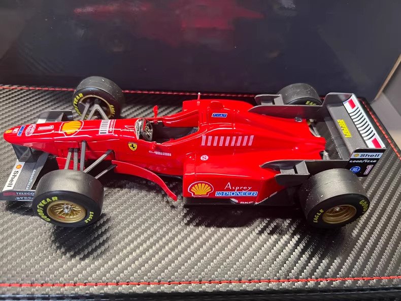 Maisto 1:18 - 模型赛车 - Ferrari F310 #1.0