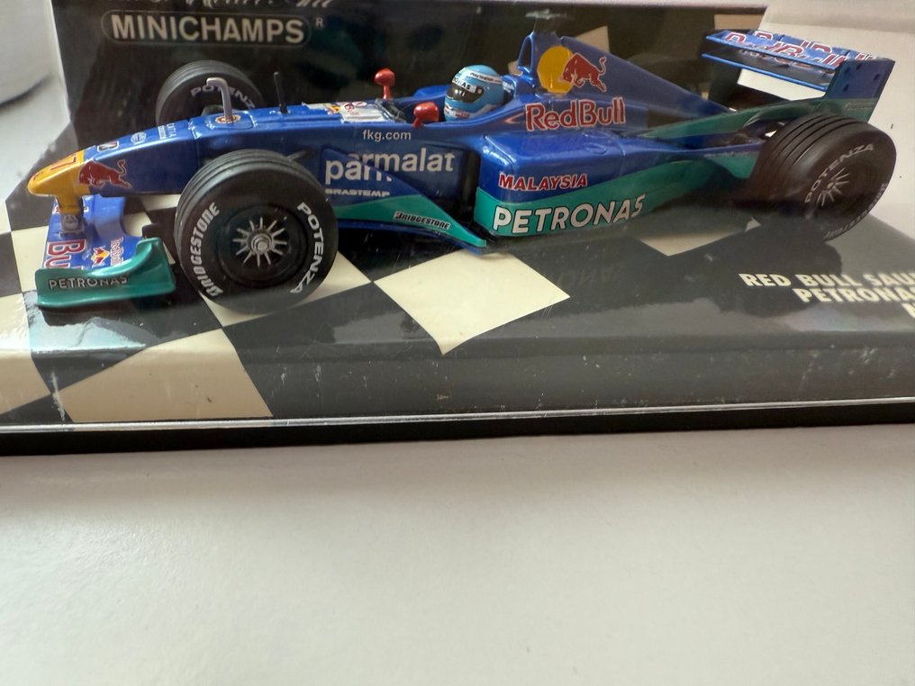 Minichamps 1:43 - Voiture miniature - Sauber C19 - De une collection privée, exposé dans une vitrine fermée. • Modèle en parfait état, aucune pièce #1.0