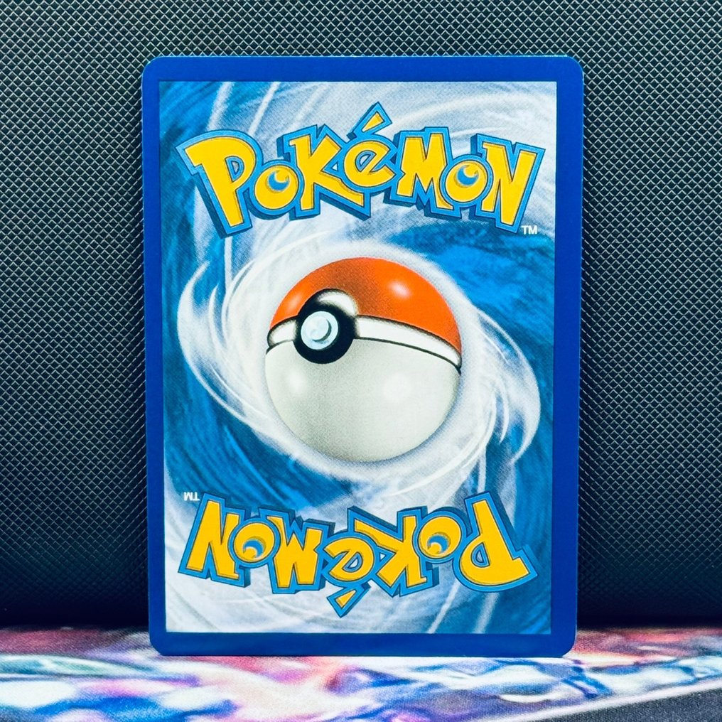 Pokémon Card - Charizard 223 - Pokémon #2.1