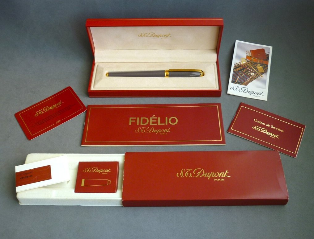 S.T. Dupont - Superb Fidelio Gold Nibbed Fountain pen - Ingen reservasjonspris - Fyllepenn #1.0