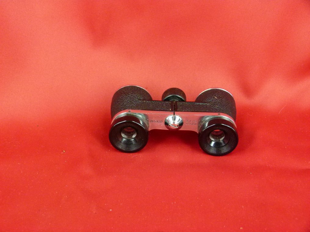 theatergoer - 3 x 26 - 1940-1950 - Netherlands - Broco #3.2