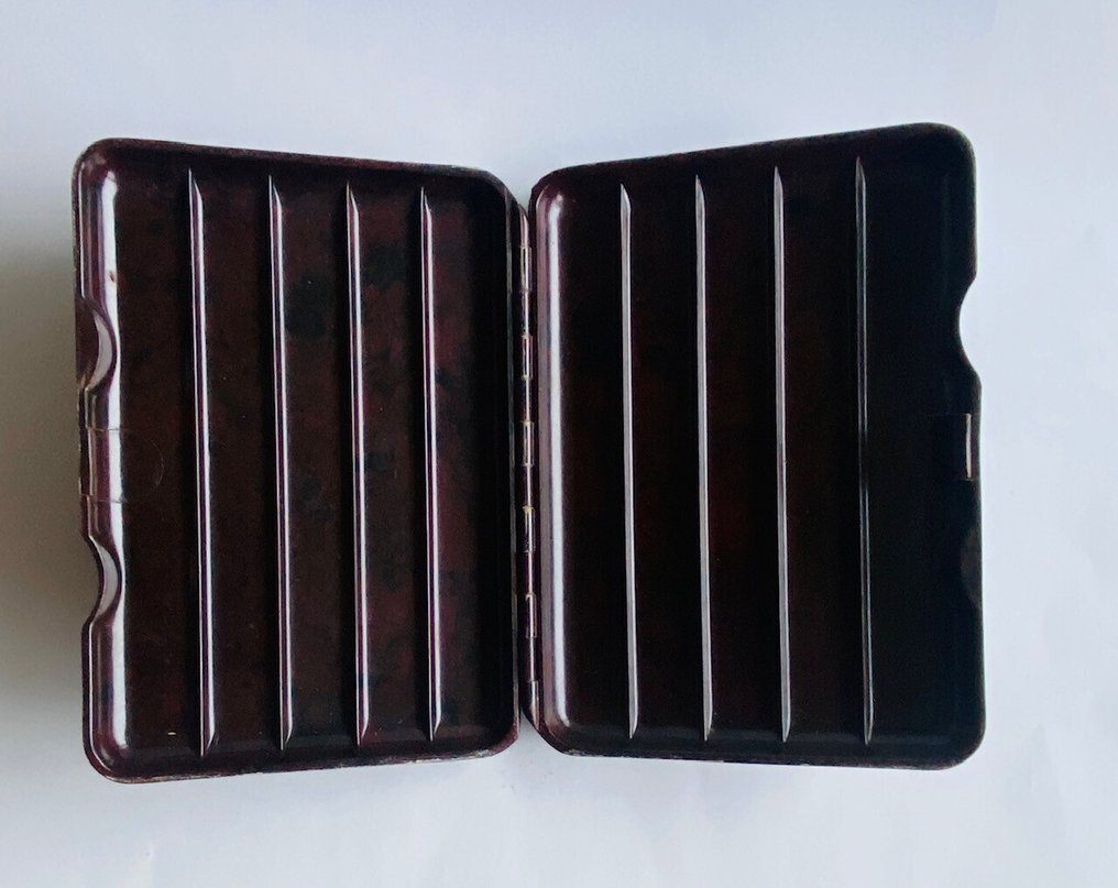 Unknown - Unknown - No reserve price - Tobacco box (3) - Bakelite, Metal, Silverplated #4.3