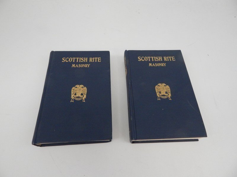 grand commander - masonic Scottisch Rite  AASR   illustrated 2 vol. complete rare - 1987 #1.0