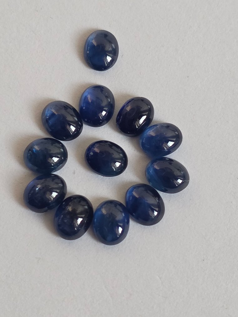 Zonder minimumprijs - 12 pcs Blauw Saffier - 5.81 ct - GEM-TECH Istituto Gemmologico #1.0