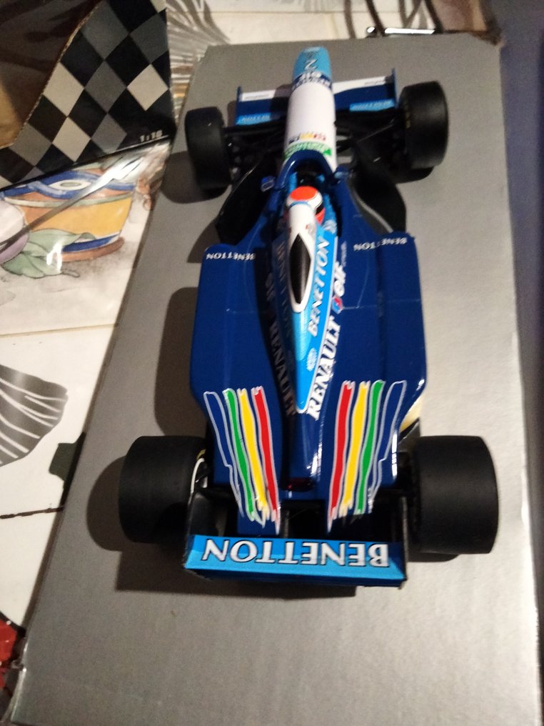 Grand Prix.    Paul Model  Art 1:18 - 模型賽車 - Benetton Renault F1 - 赛车 #4.3