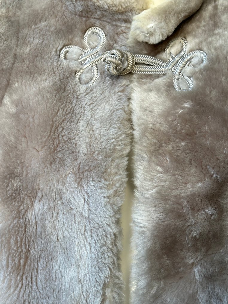 Artisan Furrier - Bunda #3.2