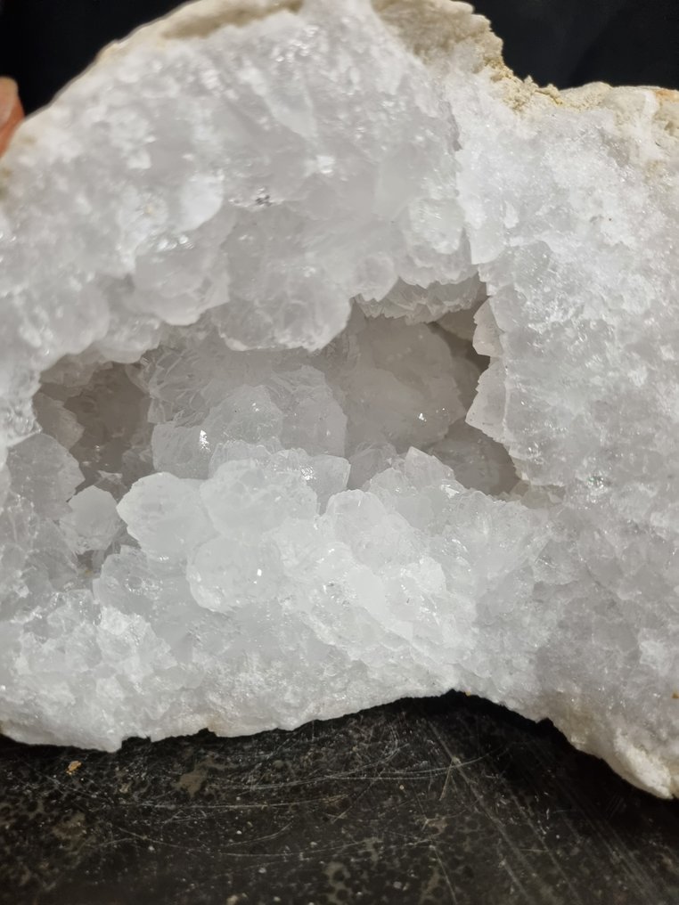 Χαλαζίας HQ Grote bergkristal Geode - Ύψος: 180 mm - Πλάτος: 135 mm- 2264 g #2.1