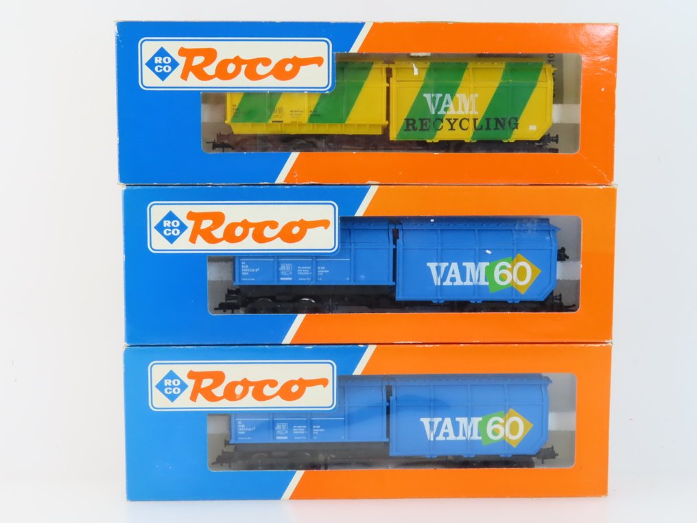 Roco H0 - 46229/46226-1/46226-2 - Carrozza merci di modellini di treni (3) - 3 contenitori a 4 assi con scritte 'VAM 60' e 'Vam Recycling'. - NS #3.2