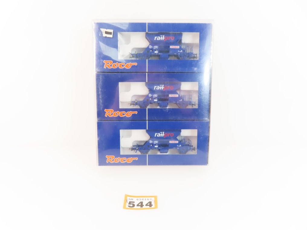 Roco H0 - 66057 - Wagon de marchandises pour trains miniatures (1) - Ensemble de wagons de marchandises en trois parties avec deux essieux auto-déchargeurs. - NS #3.2