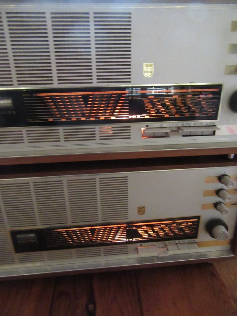 Philips - B4X52AT Radio - Modelli vari #1.0