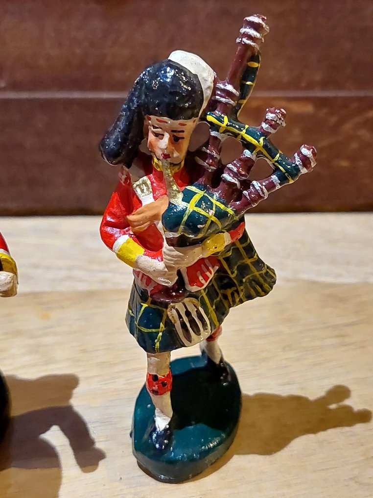 NB - Statuetta giocattolo 3x Scots Guards - 1930-1940 - Belgio #3.2