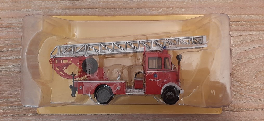 Altaya 1:43 - Modell skåpbil (7) - Collezione di modelli di camion dei pompieri in confezione blister - Brandmän från världen #3.2