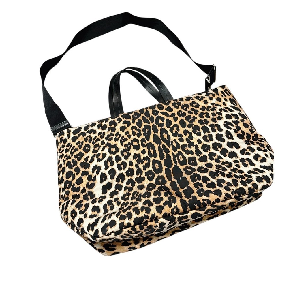 Prada - Leopard Print Padded Nylon Tote & Shoulder Bag - Axelremsväska #1.0