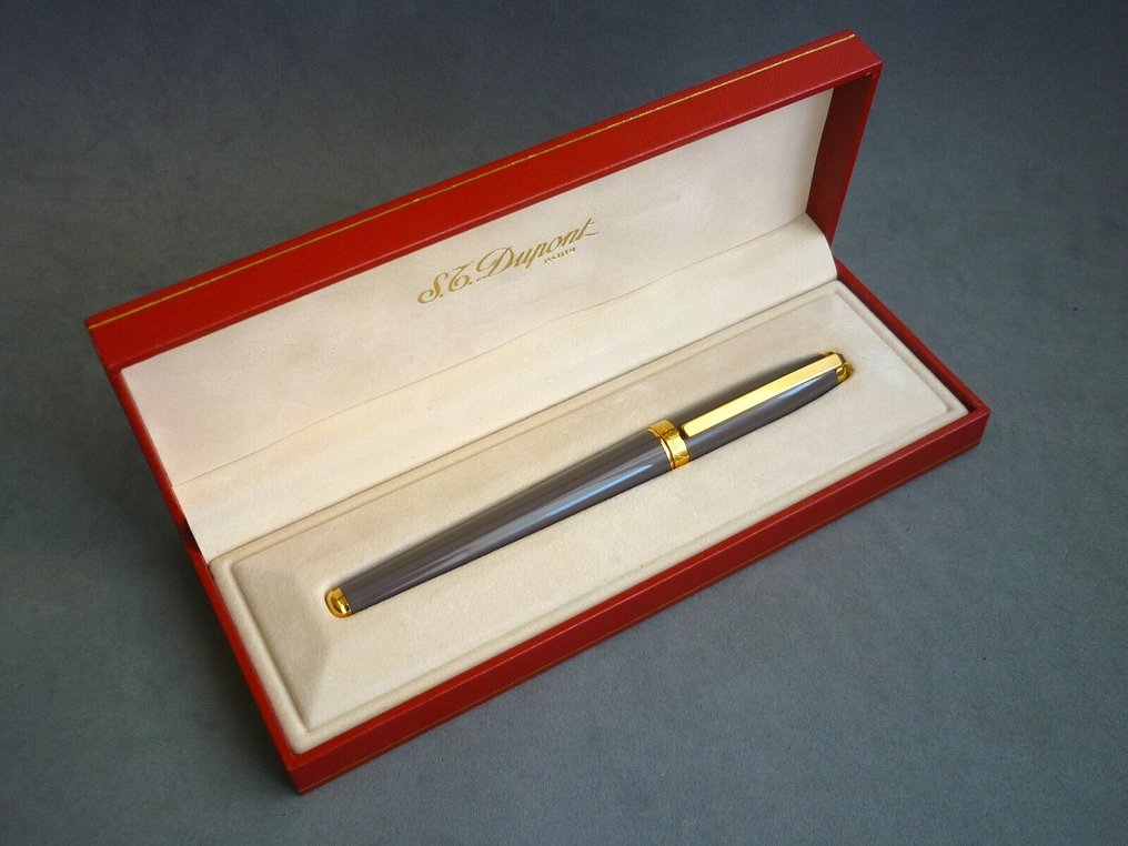 S.T. Dupont - Superb Fidelio Gold Nibbed Fountain pen - Ingen reservasjonspris - Fyllepenn #2.1