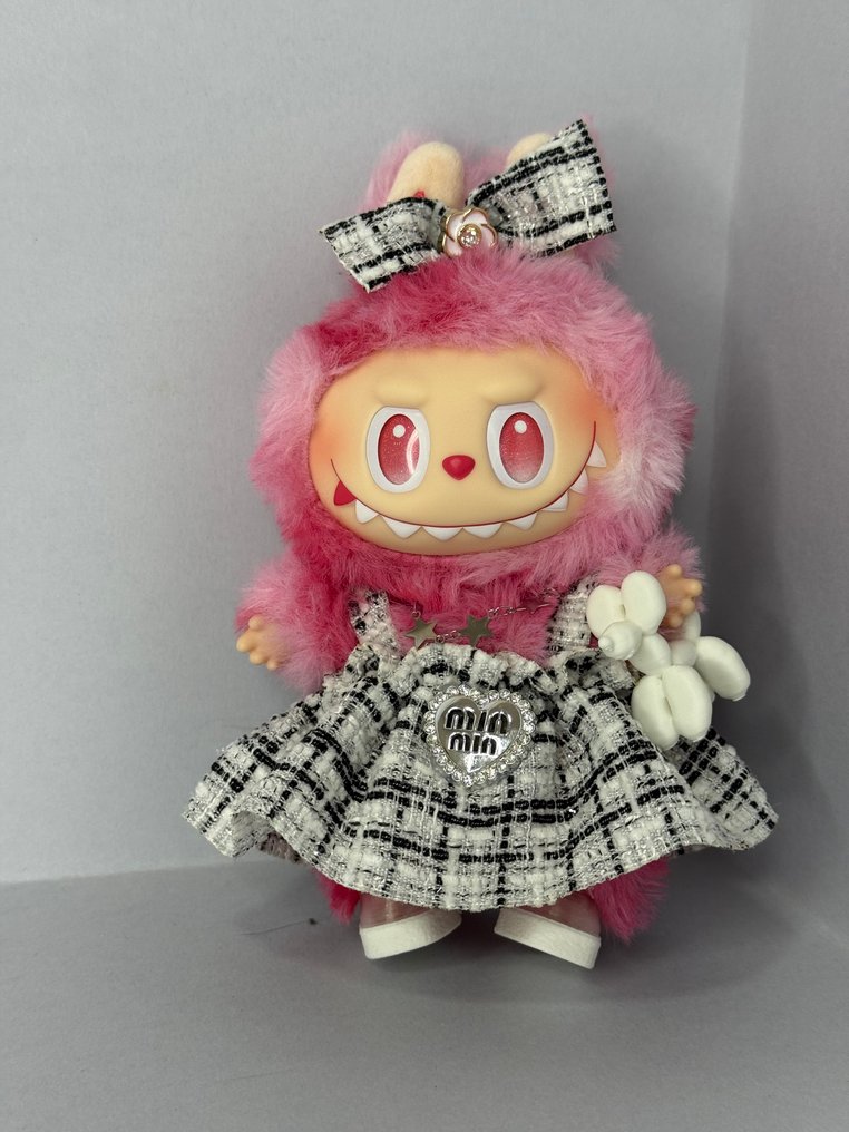 Pop Mart - Pehmolelu Labubu The Monsters Big into Energy Popmart - 2020- - Kiina #3.2