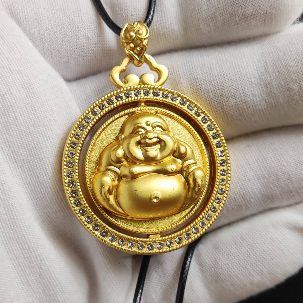 陨石吊坠 SERICHO - 高度: 49 mm - 宽度: 36 mm - 37 g #1.0