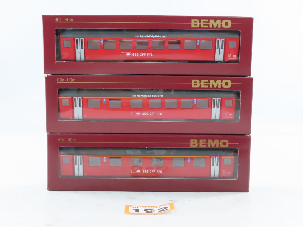 Bemo H0m - 3271 424/3276 421/3277 428 - Model train passenger carriage (3) - 3x 4-berth express train carriages, first and second class. - SBB-CFF, Brunig Bahn (CH) #2.1