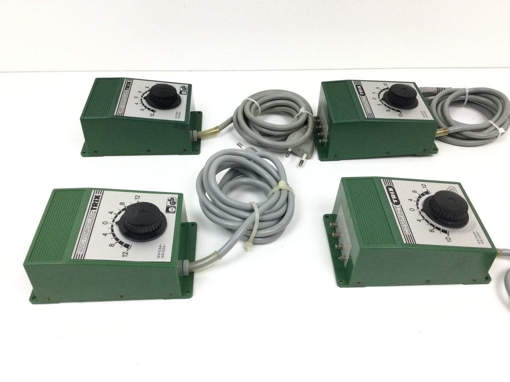 Trix H0, N - 56-5589-00 - Transformator (4) - Vier transformators 13VA #3.2