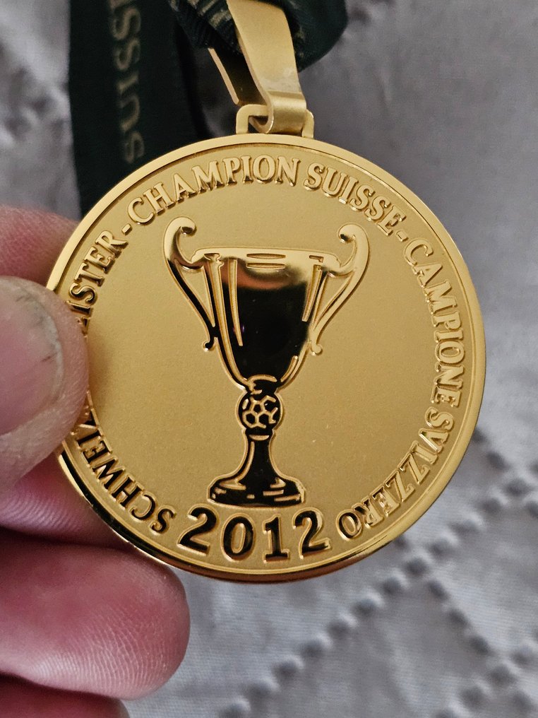 FC Basel - 瑞士足球联赛 - 2012 - 体育奖牌 #1.0