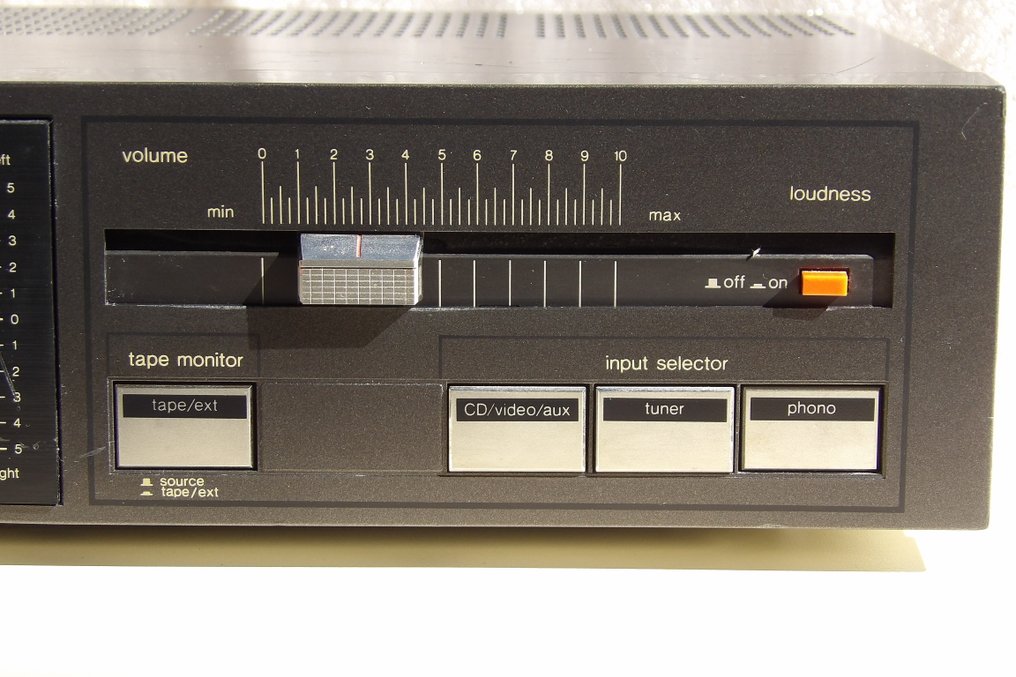 Technics - SU-Z100 Amplificateur intégré à semi-conducteurs #1.0