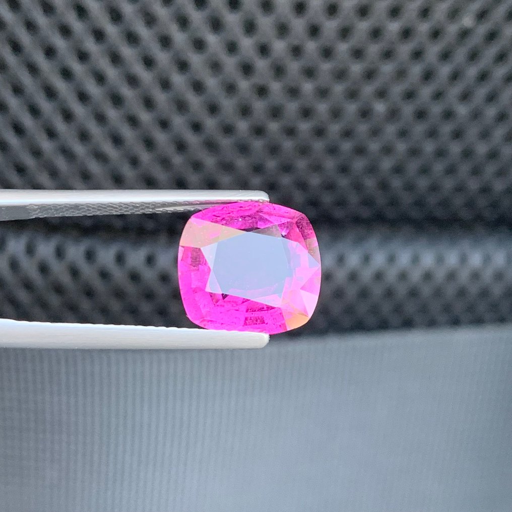 没有保留价 - 1 pcs 紫色, 粉色 电气石 - 4.89 ct - 国际有色宝石协会(ICA GemLab) - 天然红柱石 #2.1