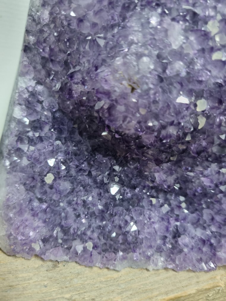 Preț de rezervă - Calitate înaltă - Ametist mare Geodă - Înălțime: 170 mm - Lățime: 145 mm- 2950 g #3.2