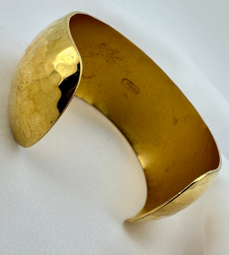 Monet - Caff Collection - Brazalete chapado en oro martillado - Pulsera #2.1