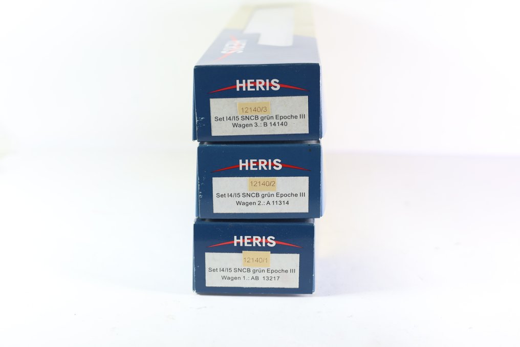 Heris H0 - 12140/1/2/3 - Modeltog passagervogn (3) - 3 sneltreinrijtuig 1. og 2. klasse - SNCB #1.0