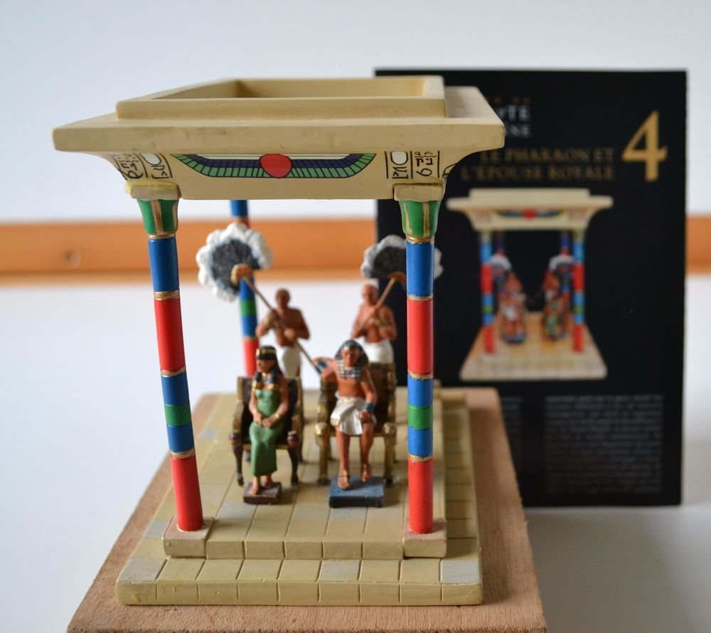 - Diorama Del Prado n° 4 - Egypte ancienne - 1/32 ème - Le Pharaon et son épouse #1.0