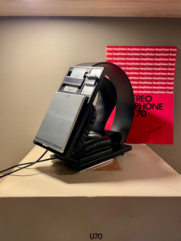 Bang & Olufsen - U70 headphone - including new earpads Headphone #1.0