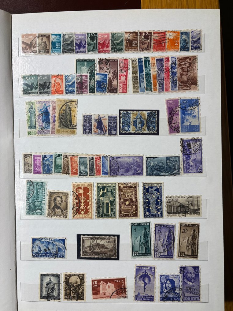 Italian Republic 1945/1990 - Beautiful collection of used Repubblica items, including PA and express, on a 24-page classifier. #3.2
