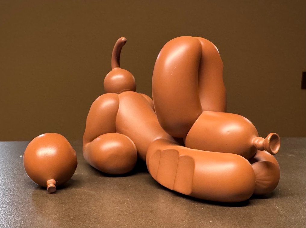 Whatshisname (1982) - Choco Happy Balloon Dog #1.0