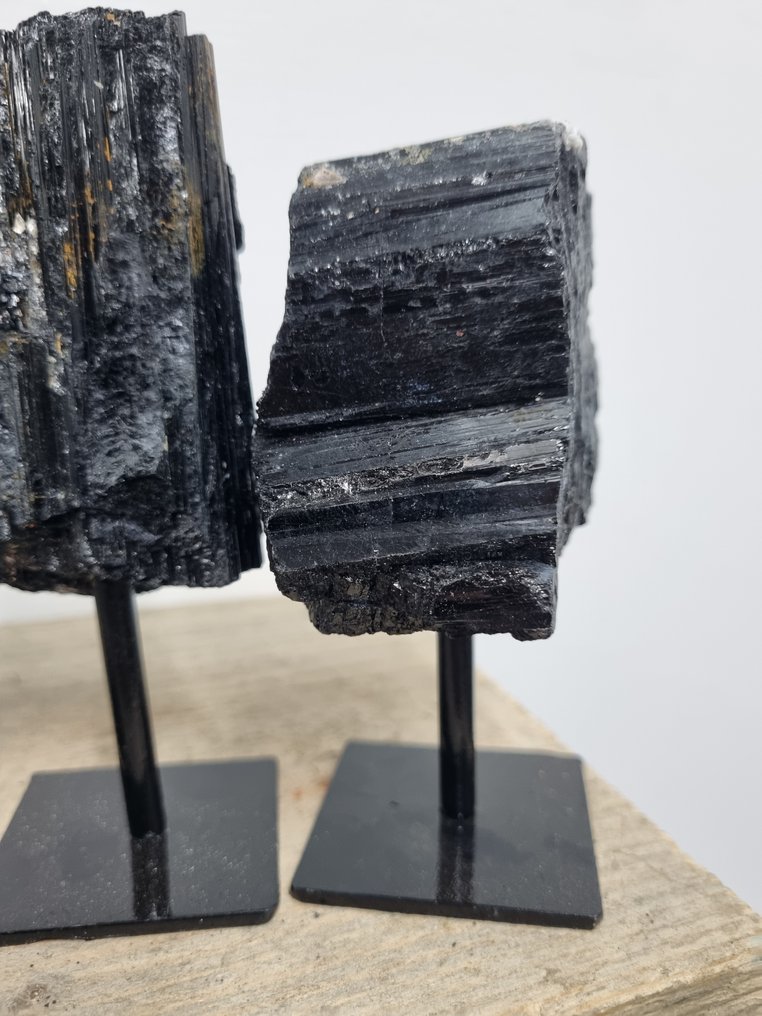 Hermoso conjunto de turmalinas en soporte de lujo. Forma libre- 904 g #3.2