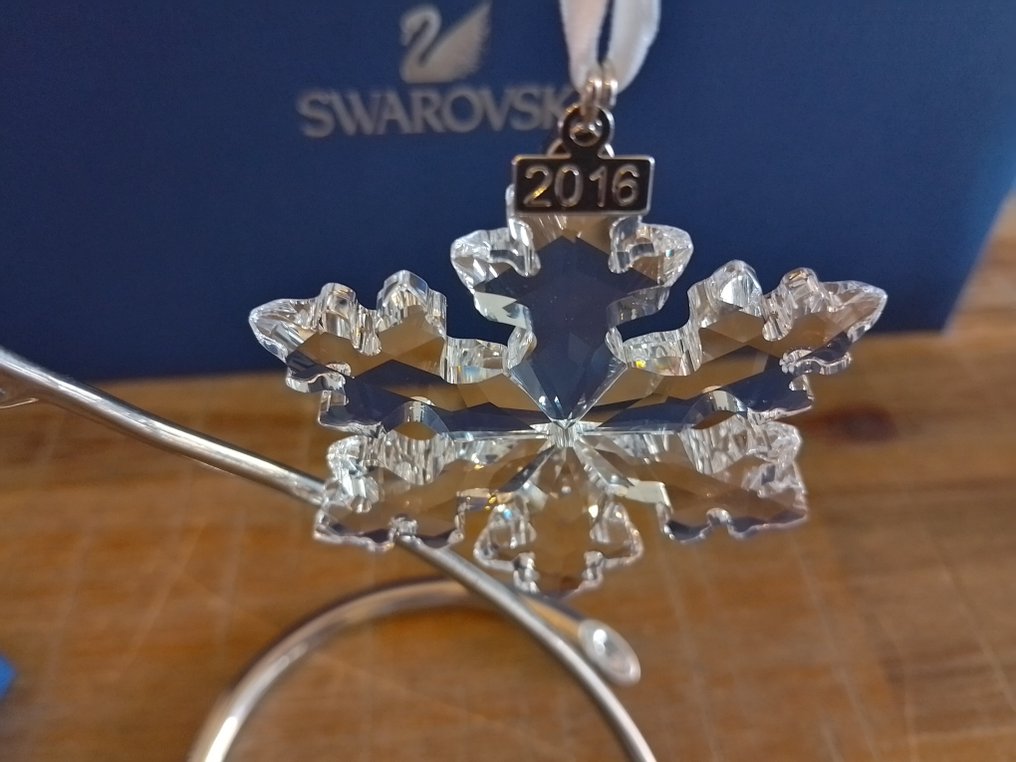 Swarovski - Figurine - Christmas Ornament - Annual Edition 2016 - 5180210 - Box + Certificate - Crystal #4.3