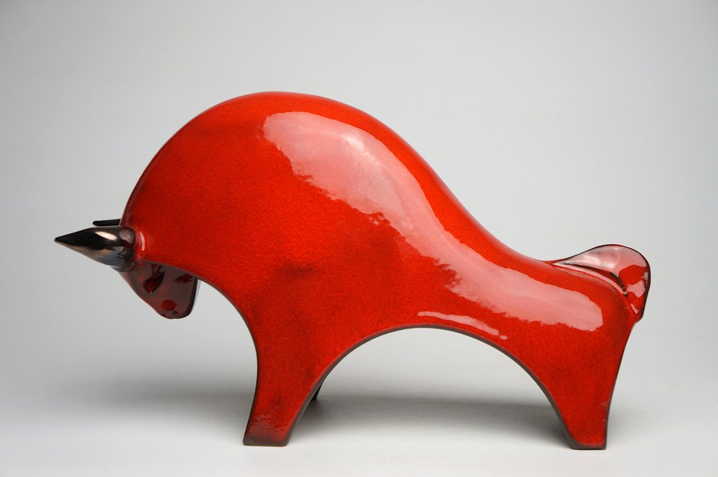 Urszula Despet - Large Red Bull #1.0