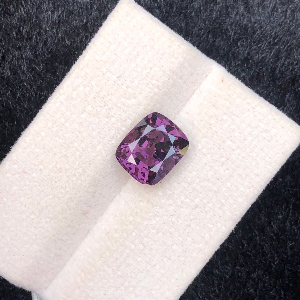 Sans prix de réserve - 1 pcs Violet Spinelle - 3.67 ct - International Gemological Institute (IGI) #1.0