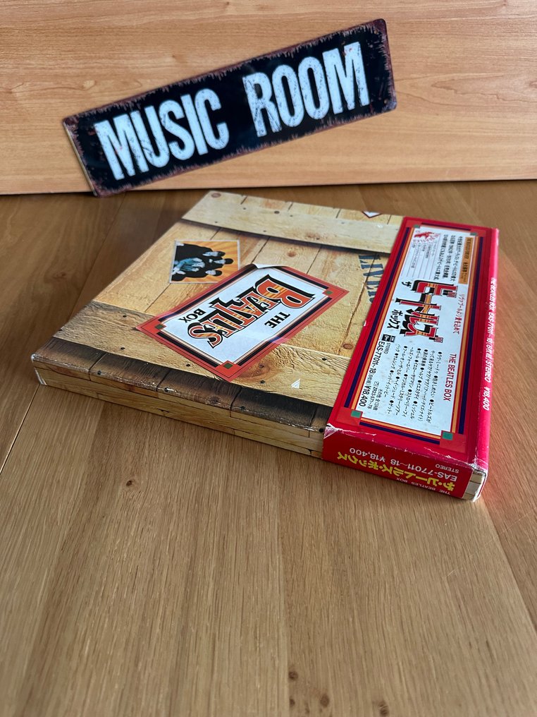 Beatles - The Beatles Box - From Liverpool - Japanese Limited LP Boxset with OBI (rare !) - LP Box set - Japanese pressing - 1980 #4.3