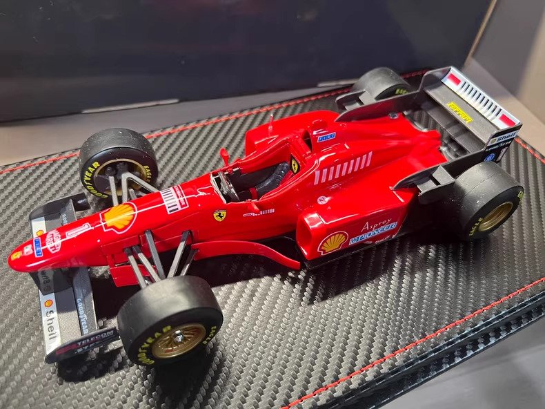 Maisto 1:18 - 模型赛车 - Ferrari F310 #1.0