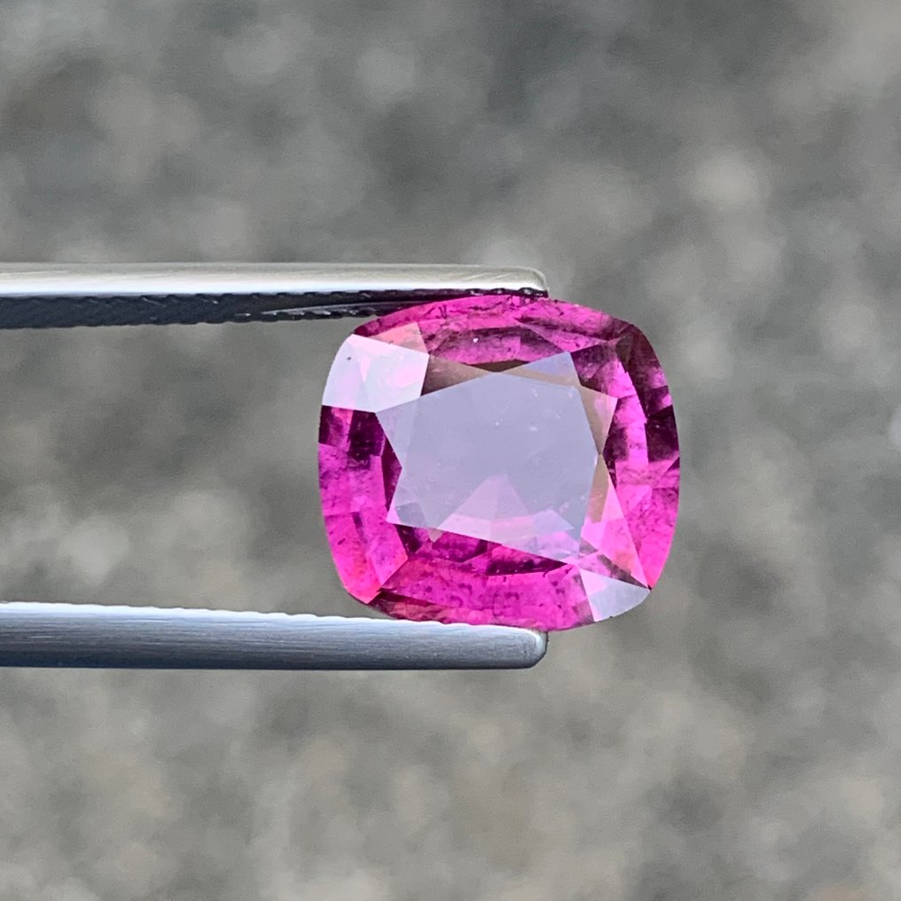 没有保留价 - 1 pcs 紫色, 粉色 电气石 - 4.89 ct - 国际有色宝石协会(ICA GemLab) - 天然红柱石 #1.0