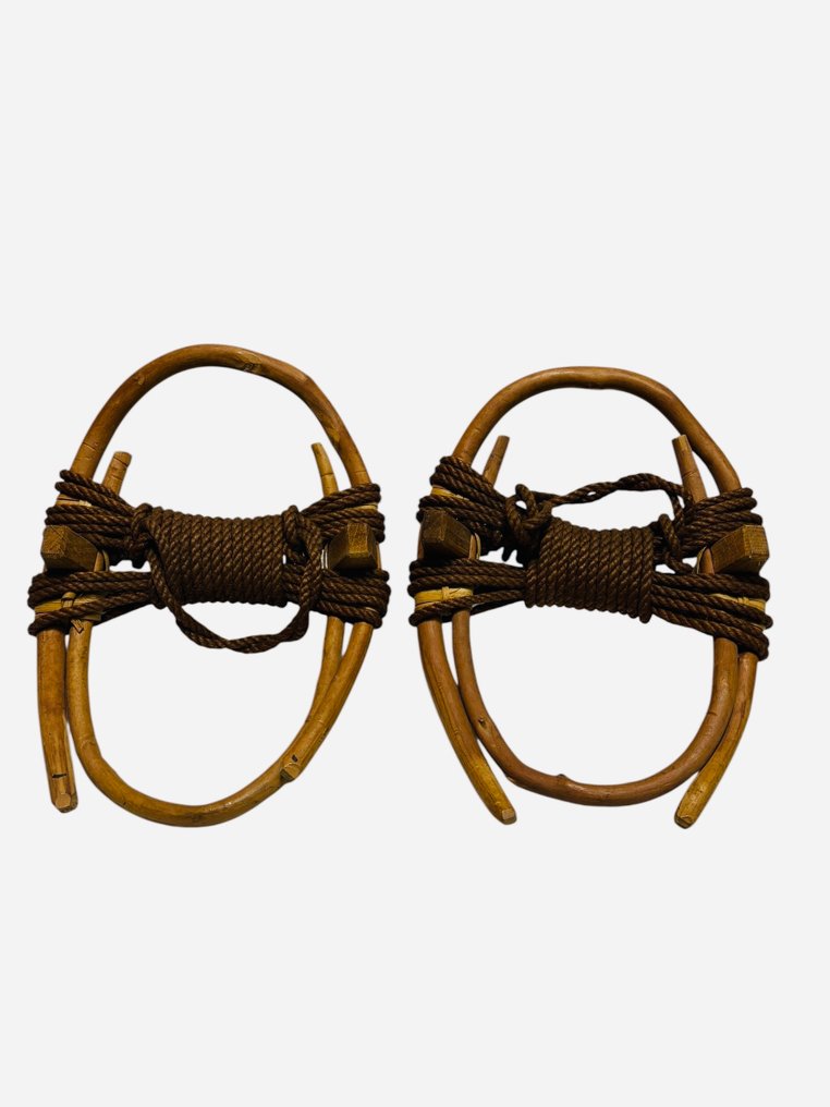 Εγκατάσταση (έπιπλα) (2) - Ξύλο - Σετ από 2 ιαπωνικά παγοπέδιλα. #1.0