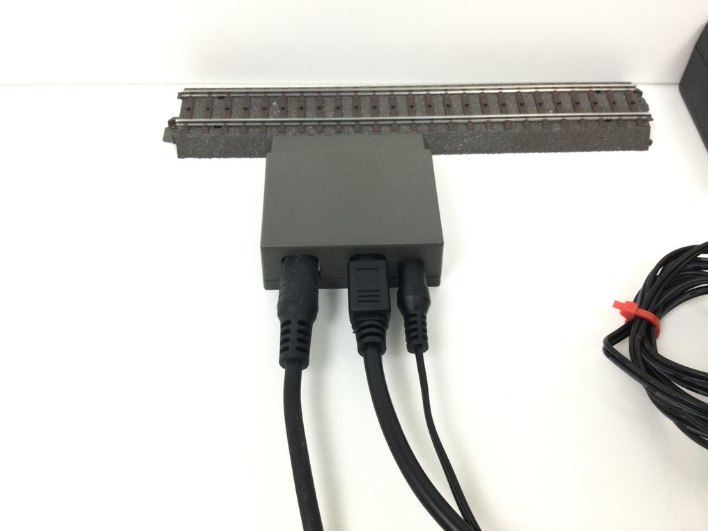 Märklin H0 - 24088/60652/60479/66201 - Unidade de controlo digital (5) - Duas unidades de Mobile Station, transformador de 18VA e conexão C-Rails. #3.2