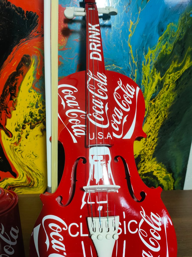 fp pop art - Coca cola Classic violon (60cm) avec Bombe Coca cola luxury Limited Édition 4/10 #2.1