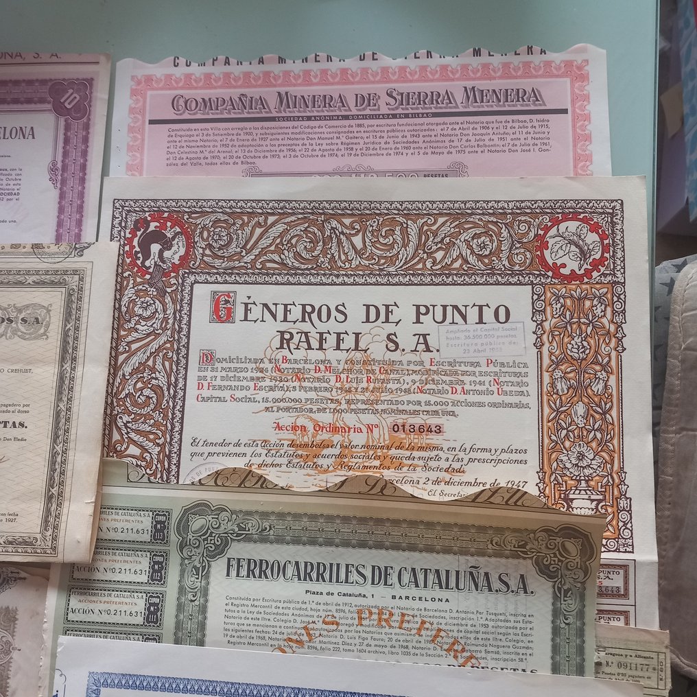 Espanha. - Excelente lote de 11 bonos y acciones de empresas de transporte e industrias en general  (Sem preço de reserva) #4.3